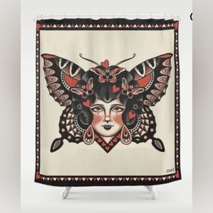 "Queen of my heart" shower curtain
